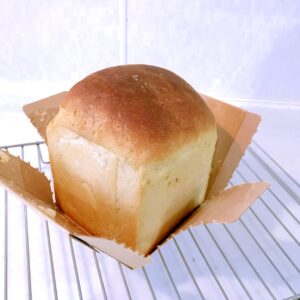 セリアの型で食パン