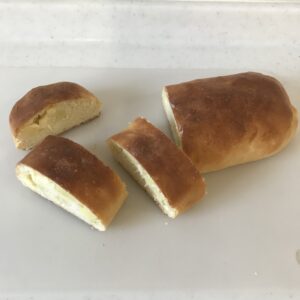 サツマイモとチーズのパン