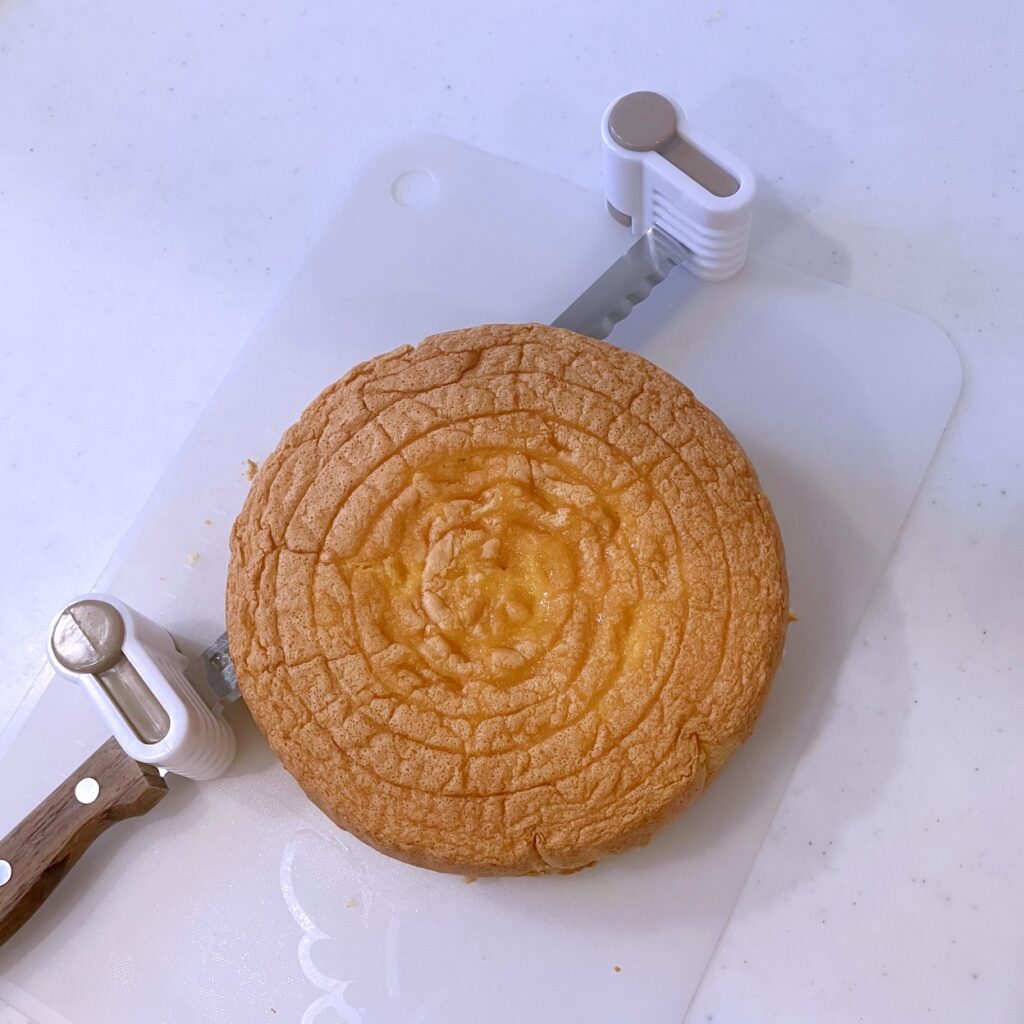 スポンジケーキスライス