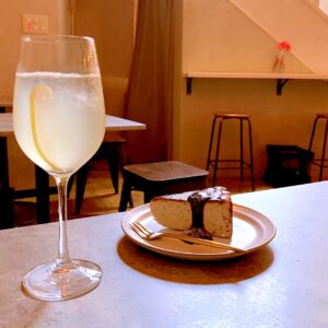 バスクチーズケーキ