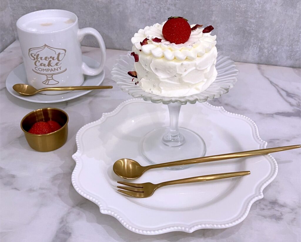 ホールケーキ