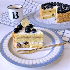 ブルーベリーデコレーションケーキ