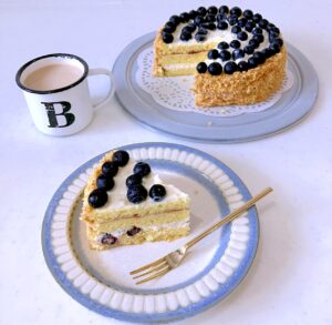 ブルーベリーデコレーションケーキ