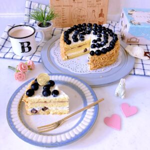 ブルーベリーデコレーションケーキ