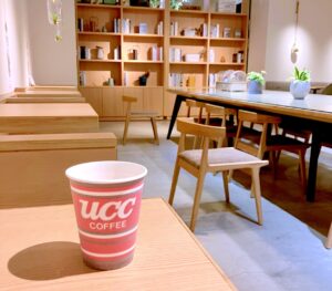 ホテルラウンジ